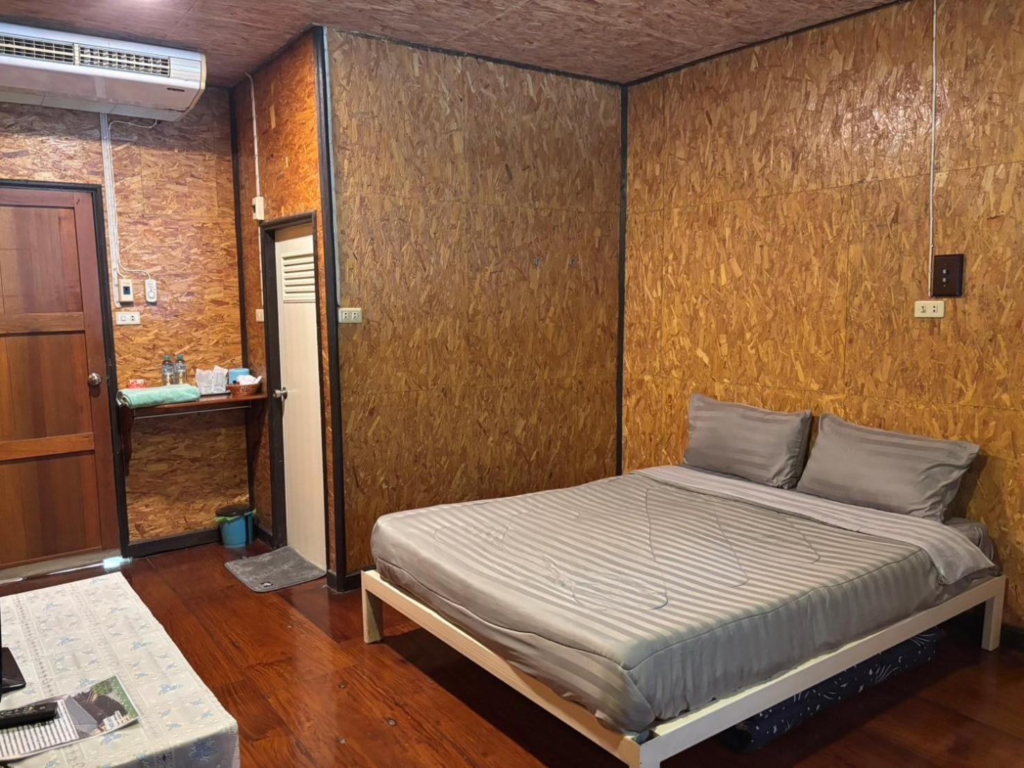 แพจิตรธาดาธารน้ำ Hotel Tha Kradan Kültér fotó