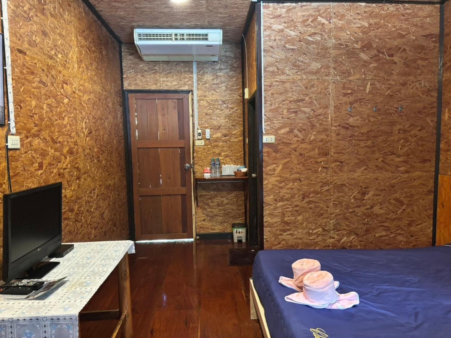 แพจิตรธาดาธารน้ำ Hotel Tha Kradan Kültér fotó